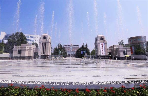 西华师范大学
